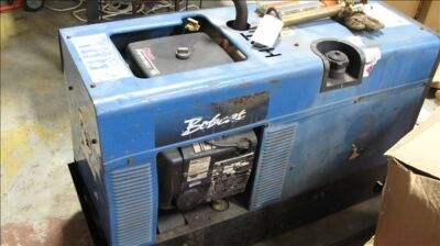 Miller Bobcat 225 Welder *** PLEASE NOTE: This lot is offered subject to bulk bid offer on lot 118 - 2