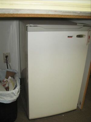 Haier office refrig *** PLEASE NOTE: This lot is offered subject to bulk bid offer on lot 118